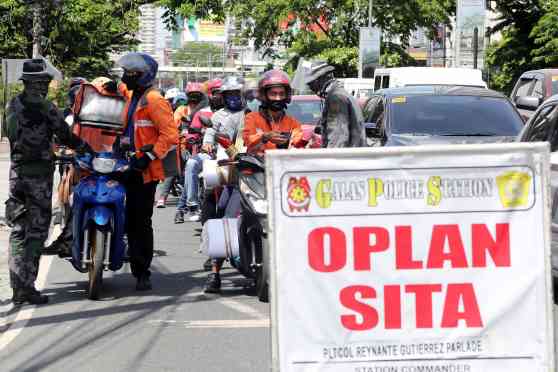 PNP to intensify police visibility under GCQ with mobile checkpoints image