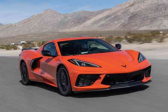 Chevrolet releases 47 in-depth videos on mid-engine Corvette image