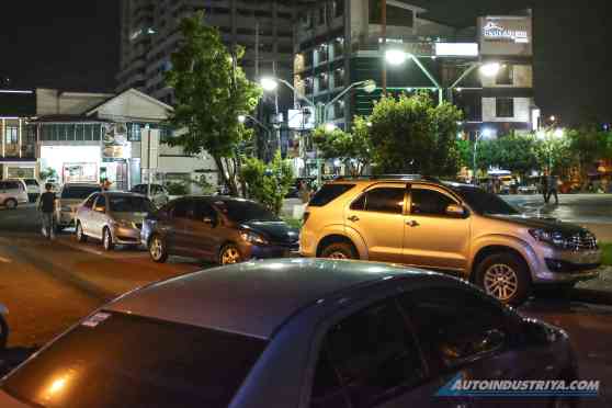 Manila now has flat rate parking fees for all vehicles image