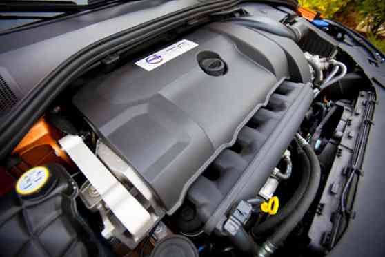 Volvo T6 Engine Makes it to Ward's 10 Best for 2011 image