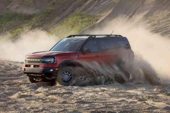 This Sport model is the baby version of 2021 Ford Bronco image