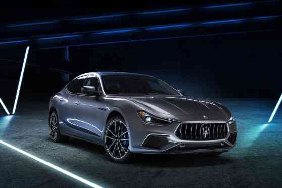 Maserati enters realm of electrification with 330 HP 2021 Ghibli Hybrid image