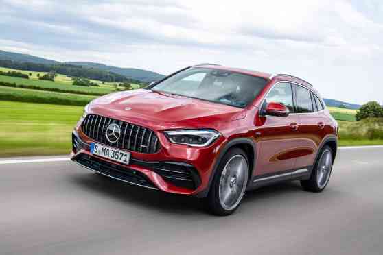 This is the 300 HP Mercedes-AMG GLA 35 image