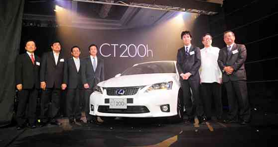 Lexus Manila debuts all new CT200h image