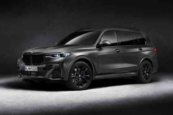 Check out this blacked out 2021 BMW X7 Dark Shadow Edition image