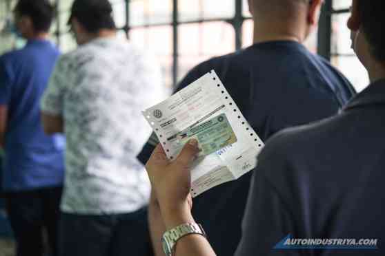 LTO suspends expiry of driver's licenses under MECQ or ECQ image