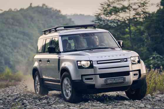 2021 Land Rover Defender is just in time for the rainy season image