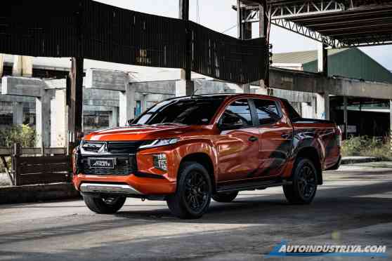 2020 Mitsubishi Strada Athlete 4x4 A/T image
