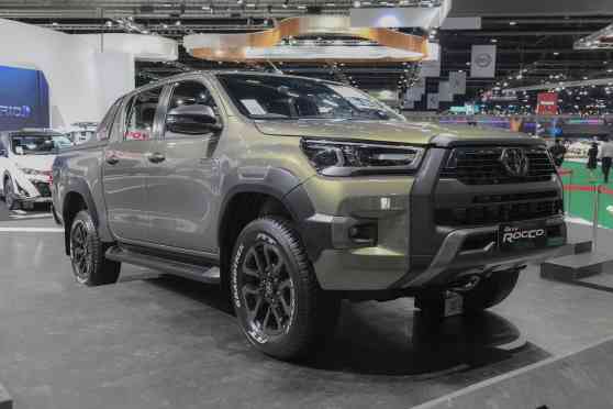 Here are the variants of 2021 Toyota Hilux line, will include 4x4 J MT image