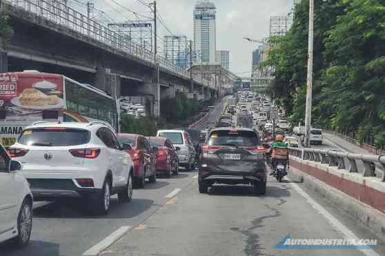 LTO reaffirms: Drivers with no violations can get 10-year license image