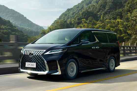 Lexus LM PH customers have to wait 6-12 months for a unit image