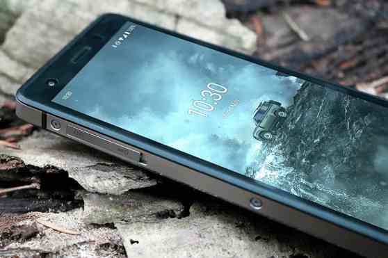 Land Rover reveals tough smartphone inspired by Defender image