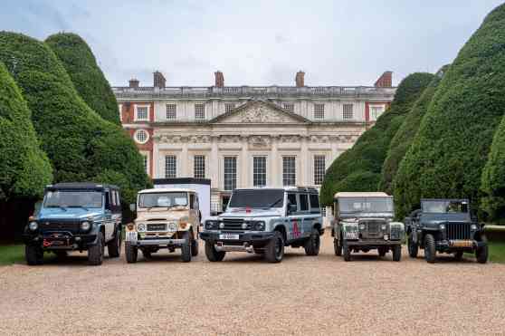Ineos Grenadier strikes a pose with legendary 4x4 friends image