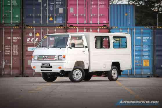 Mitsubishi PH drops price of L300 to PhP 698k image