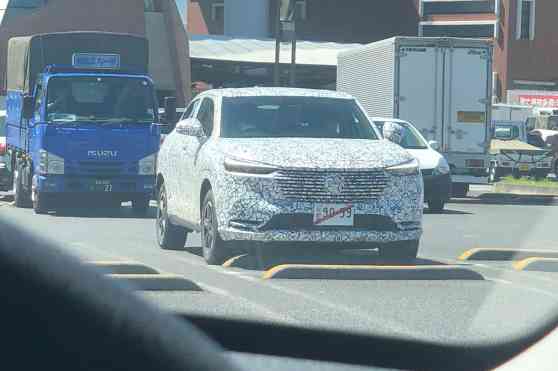 Is this the 2022 Honda HR-V disguised to look like Hyundai? image
