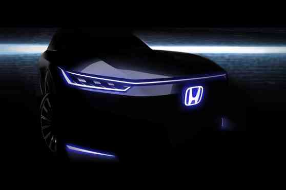 Honda to reveal CR-V plug-in and new electric concept car image