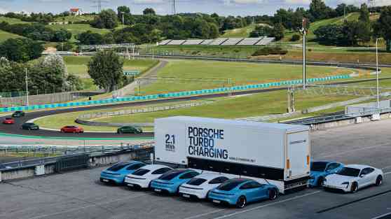 This is Porsche's powerbank for charging 30 Taycans image