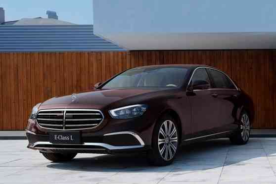 Mercedes-Benz reveals stretched 2021 E-Class L image