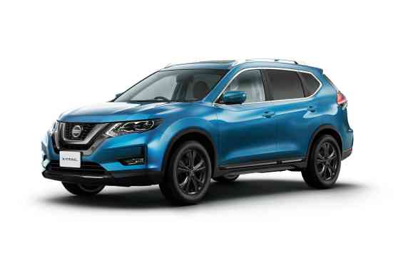 Special edition Nissan X-Trail looks cool in blue and black image