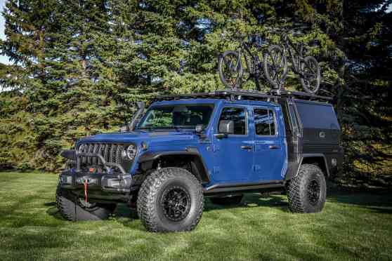 Jeep Gladiator Top Dog: The ultimate glamping machine? image
