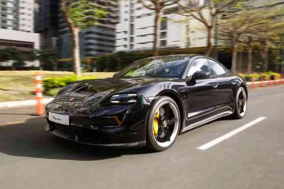 First Drive: 2021 Porsche Taycan Turbo S EV AWD image