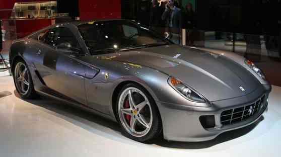 2010 Paris Motor Show image