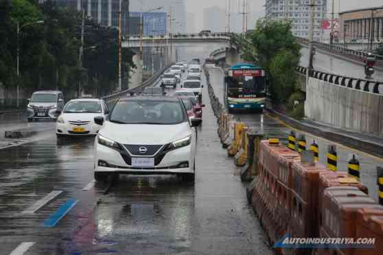 First Drive: 2021 Nissan Leaf in Manila image