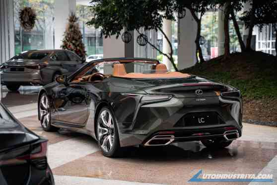 PhP 11.048 million can get you the Lexus LC 500 Convertible image