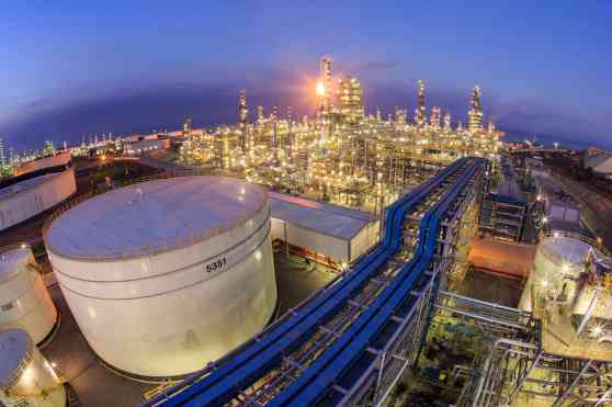 Petron prevents permanent shutdown of Bataan refinery image