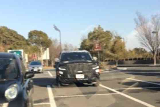 Is this the 2022 Toyota Land Cruiser? image