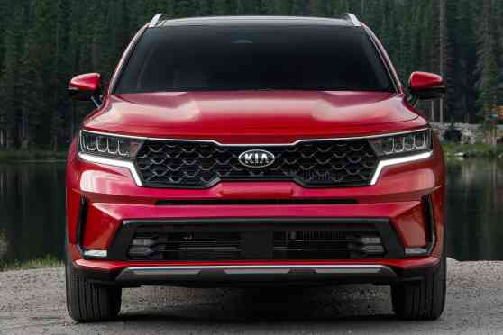 Kia PH targets triple digit growth; launch 2 new models this 2021 image