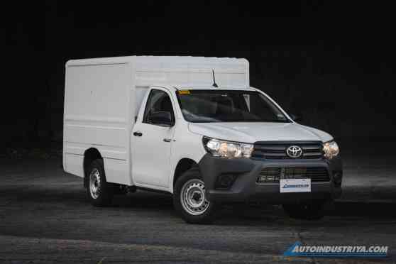 LCV Review: 2021 Toyota Hilux Cargo 2.4L 4x2 MT image