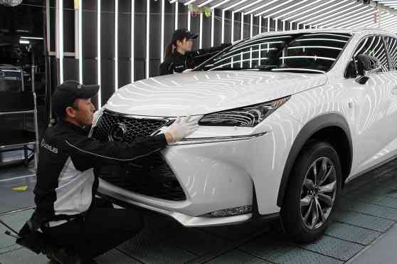 Toyota temporarily shut down 9 plants in Japan after 7.1 earthquake image
