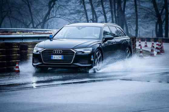 This new safety system will prevent aquaplaning image