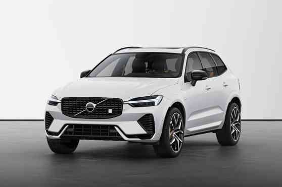 Refreshed Volvo XC60 is perfect for Metro Manila traffic image