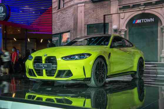 2021 BMW M4 Competition ready to tear up the track image