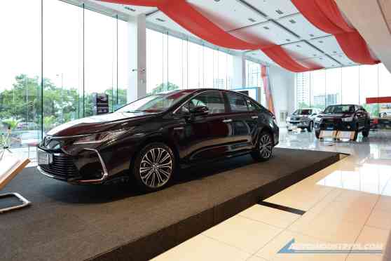 ECQ 2.0: Showrooms, service centers closed until April 4 image