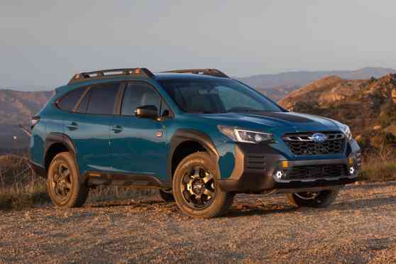 2021 Subaru Outback Wilderness has more ground clearance than a Fortuner image