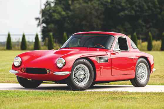 Ramon Ang challenges show-offs to a race with his &ldquo;simple&rdquo; car image