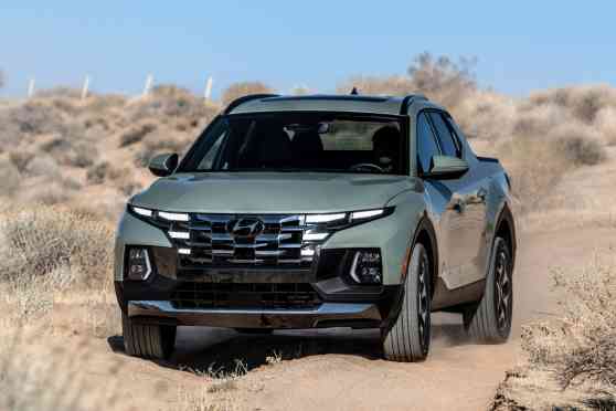 Hyundai considering Santa Cruz pick-up for PH? image