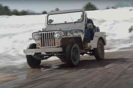 This Owner-type Jeep has a heart of a Tesla image