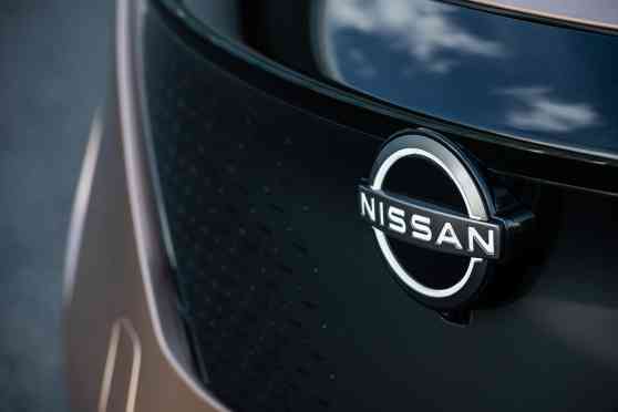 Nissan just sold their all their shares in Daimler image