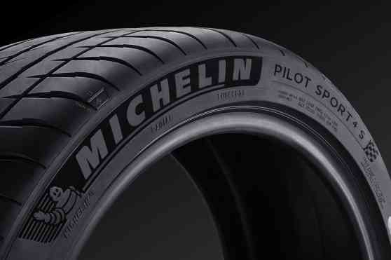 Michelin wants to use recycled plastic for tires image