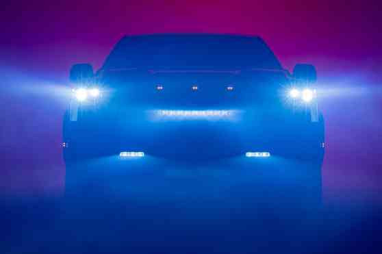 Toyota to premiere all-new Tundra pick up image