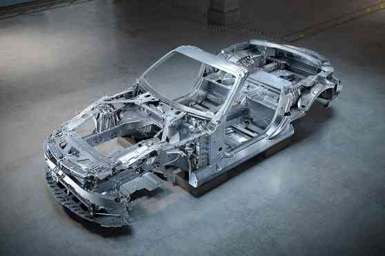 Aluminum frame for all-new Mercedes-AMG SL weighs only 270kg image