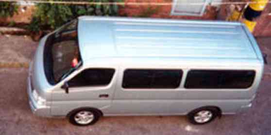 2002 Nissan Urvan Estate image