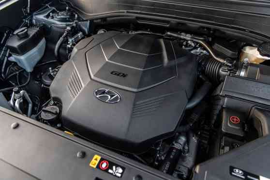 Hyundai to slash half of combustion engines from lineup? image
