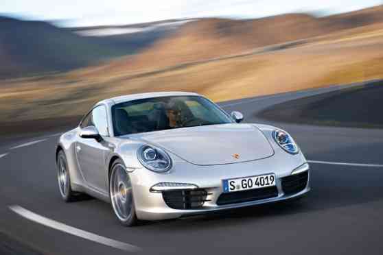 Porsche to launch the new 911 in Frankurt image