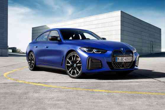 BMW i4 EV more powerful than the M3, M4 image