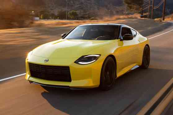 Production model Nissan Fairlady Z coming August 17 image